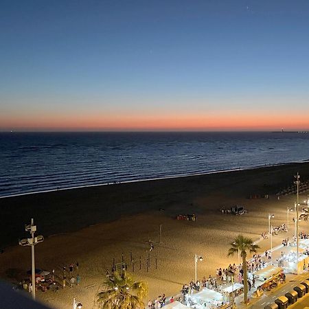 Sunset Victoria Beach Cadiz Exterior photo